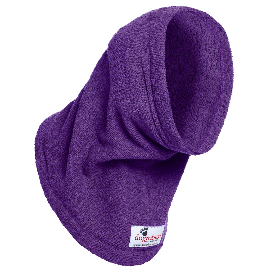 Dogrobe snoods are trusted and loved by dogs’ owners and their pets as they are ideal for drying your dog&#39;s head, neck and ears. Dog snood in purple.