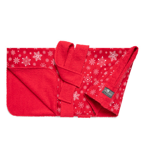 Stylish yet practical red, snowflake drying Dogrobe is ideal for outdoor adventures, after swimming, training, working or bathing.